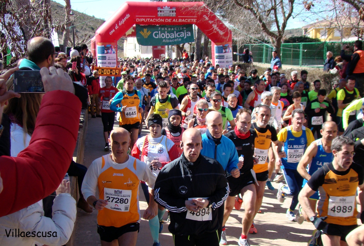 Banquete tema Prestigioso Diego López y María José de Toro vencieron en la VIII Carrera Popular de Fuentealbilla - El Digital de Albacete Banquete tema Prestigioso Diego López y María José de Toro vencieron en la VIII Carrera Popular de Fuentealbilla - El Digital de Albacete