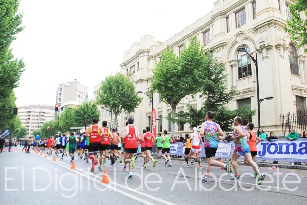 27_MEDIA_MARATON_2016_NOTICIAS_ALBACETE