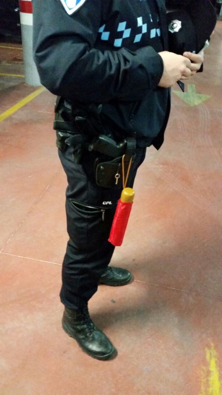 policia local albacete paraguas 3