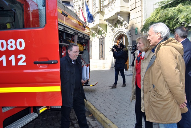 Bomberos 4