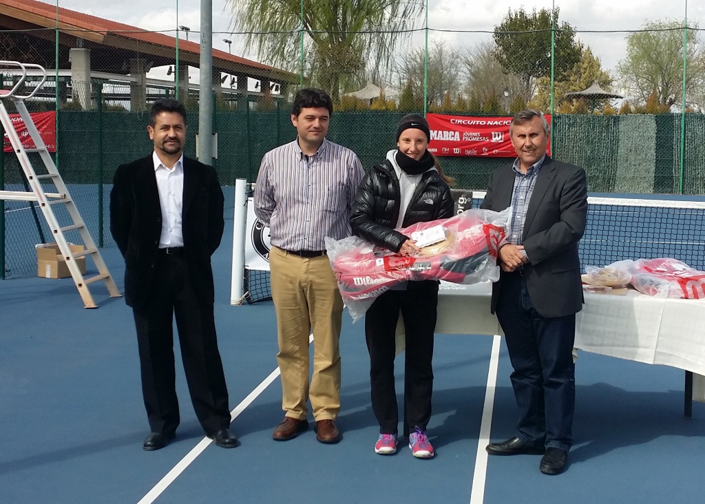 TENIS TORNEO JOVENES PROMESAS MARCA 02