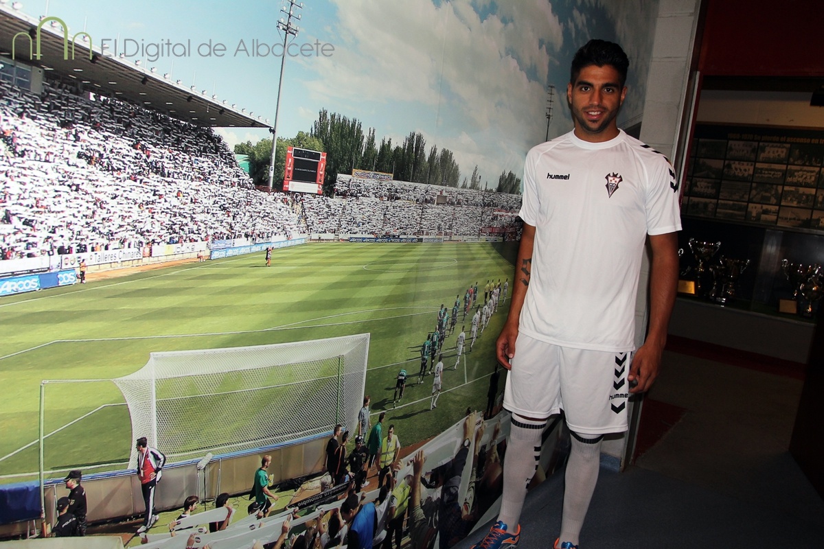 Presentación Jona Albacete Balompié 14