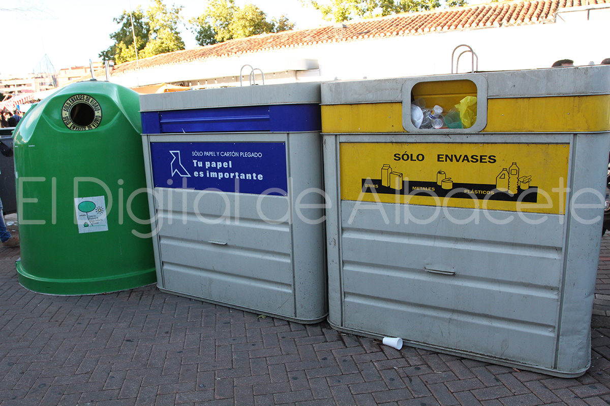 8_REPORTAJE_LIMPIEZA_FERIA_ALBACETE