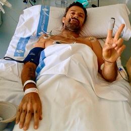 Un cáncer de colon obliga a pau donés a suspender la gira de jarabe de palo
