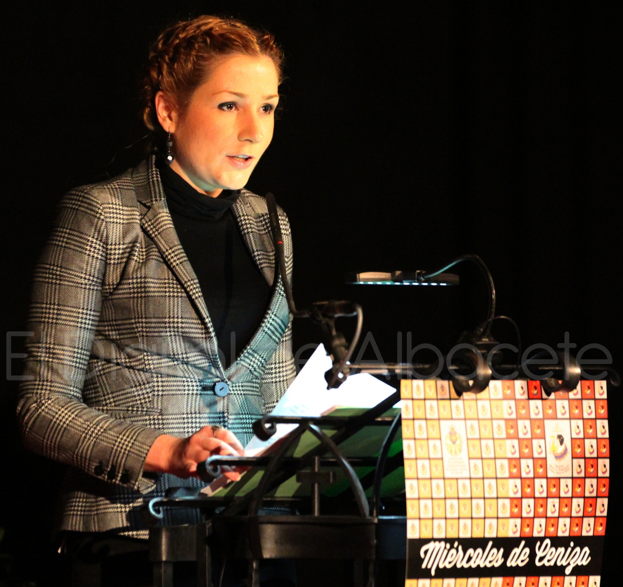 La periodista Llanos Esmeralda García, presentadora del acto