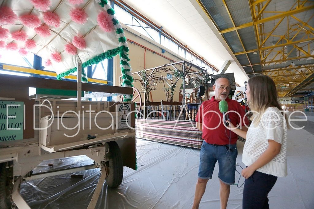 PRESENTACIÓN_CARROZAS_FERIA_2016_NOTICIAS_ALBACETE 14