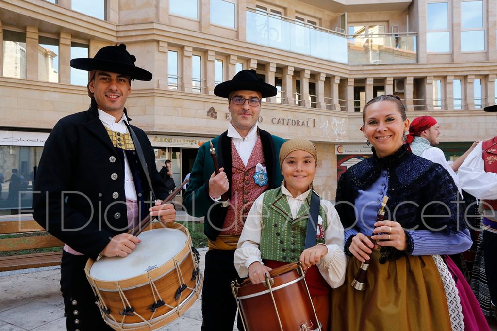 fotos-las-mejores-im-genes-de-la-exaltaci-n-del-traje-manchego-en-la