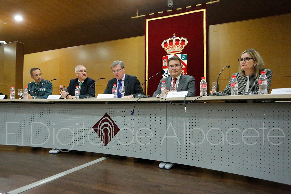 graduacion_escuela_tecnica_superior_noticia_albacete-53