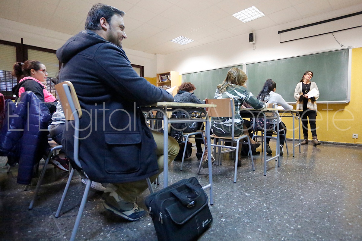 reportaje_escuela_adultos_noticia_albacete-13
