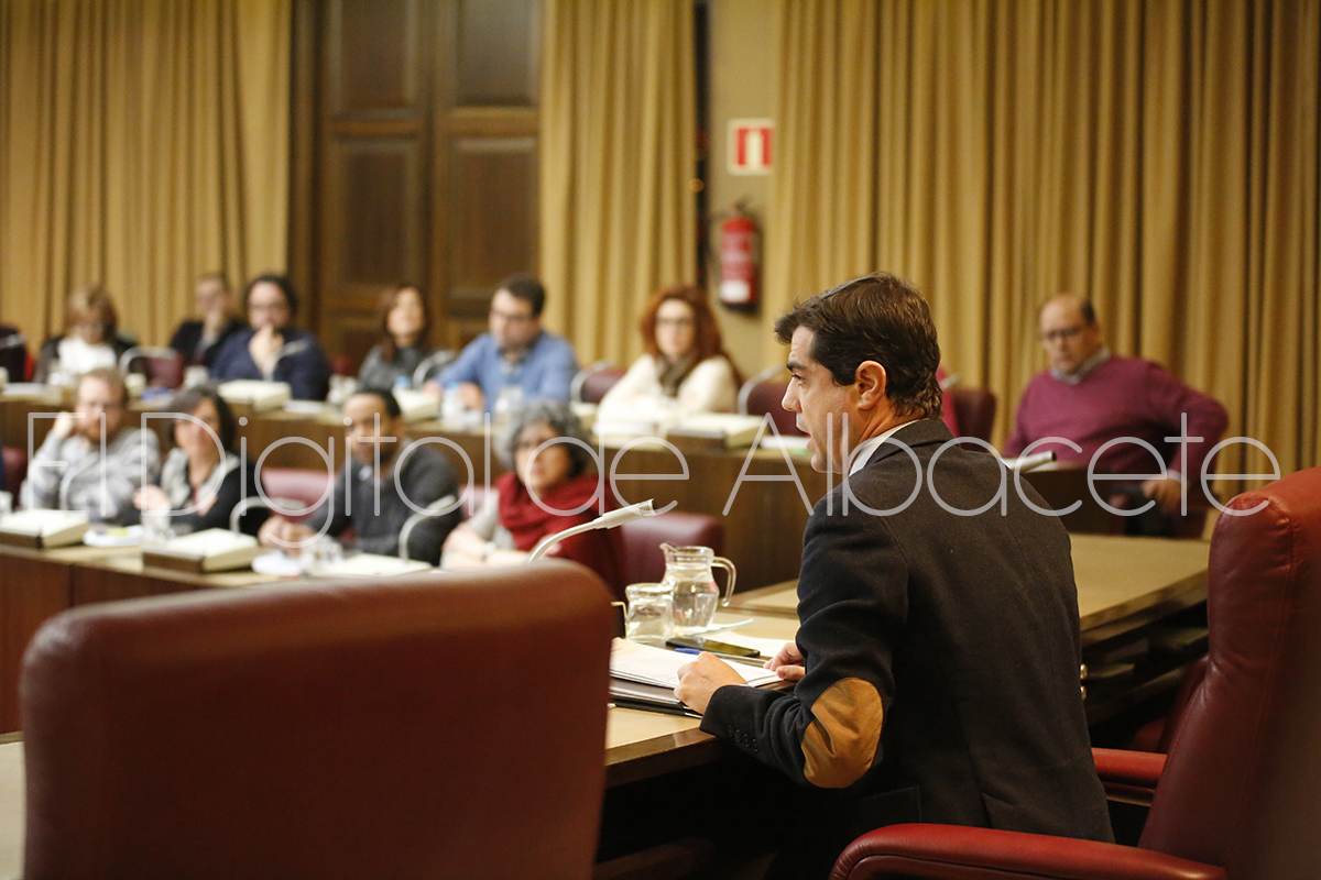 pleno_extraordinario_diciembre_noticia_albacete_-51