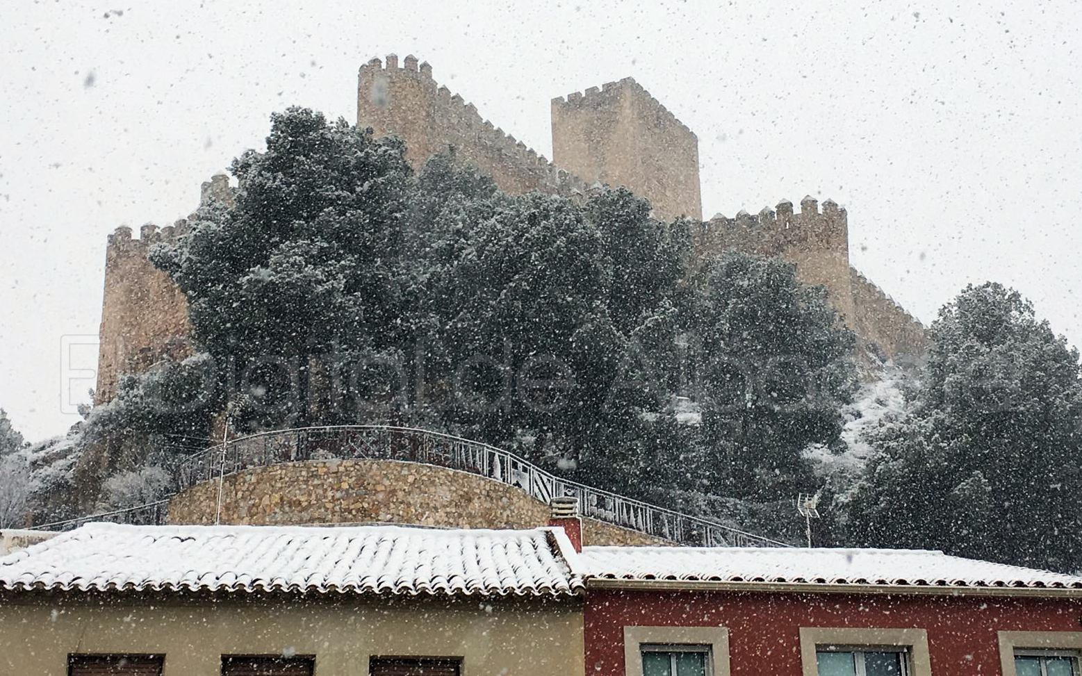 castillo-almansa-nieve-3