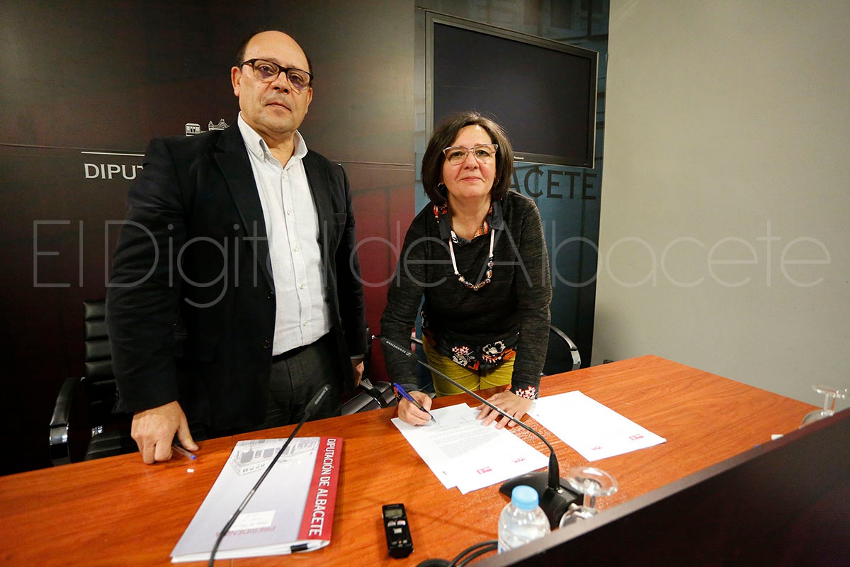 acuerdo_ganemos_izquierda_unida_noticia_albacete-08