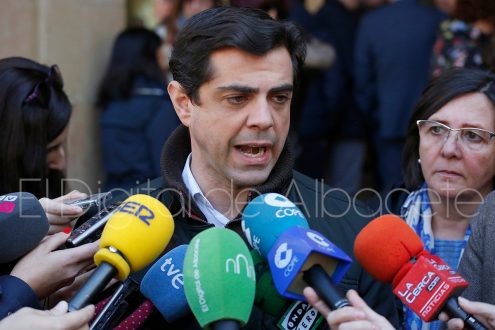 minuto_silencio_violencia_genero_noticia_albacete-16