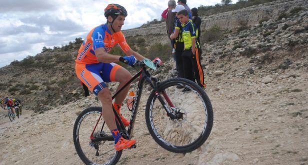 mario-alarcon-vencedor-de-la-prueba-en-2016