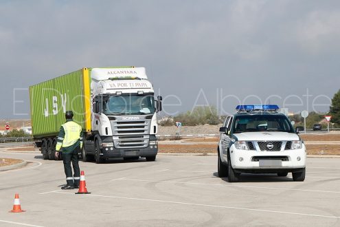 CONTROLES_SEGURIDAD_CAMIONES_NOTICIA_ALBACETE 28