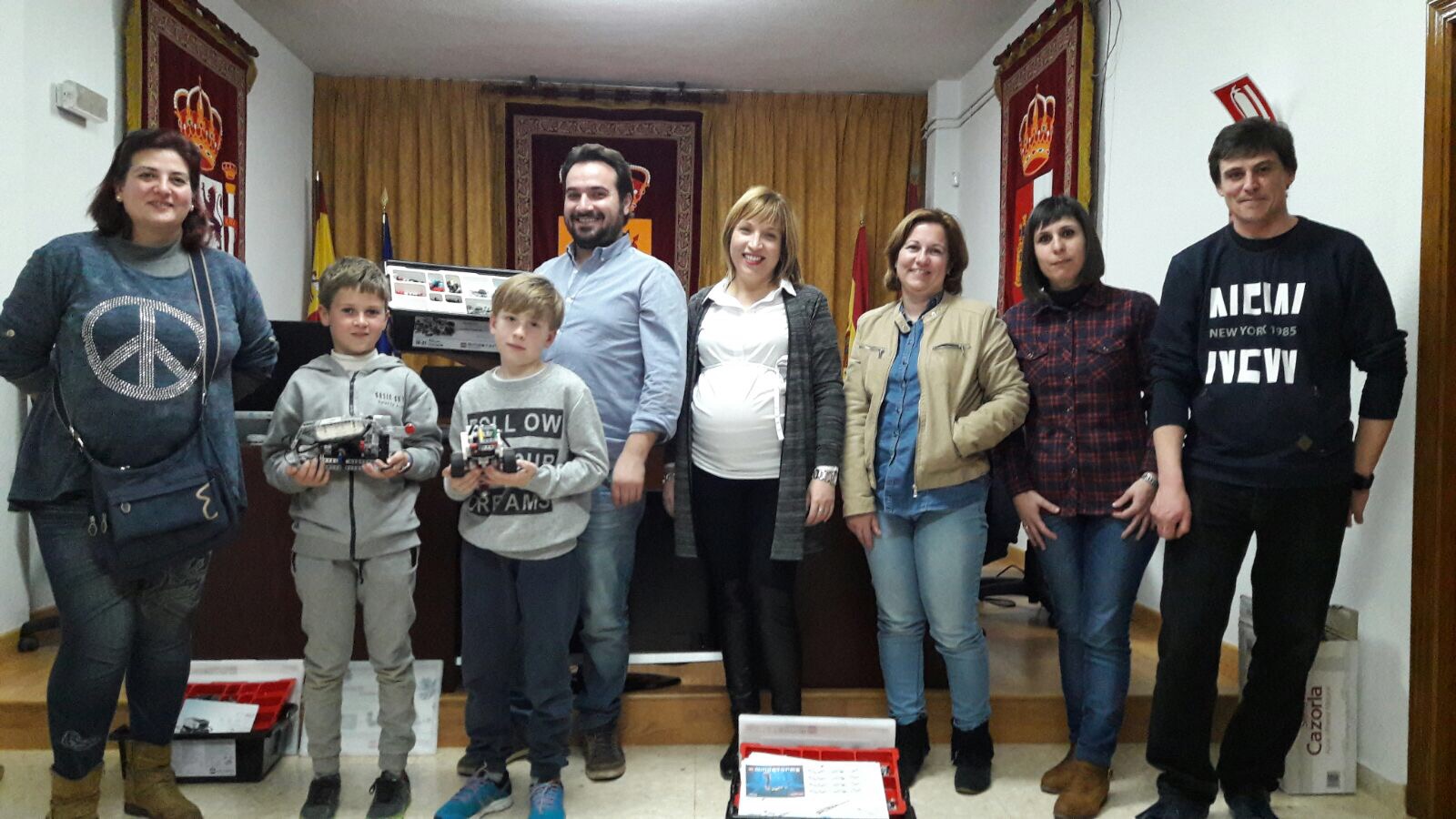 Curso sobre Robótica y su Aplicaciones en el Centro deInternet de Pozohondo