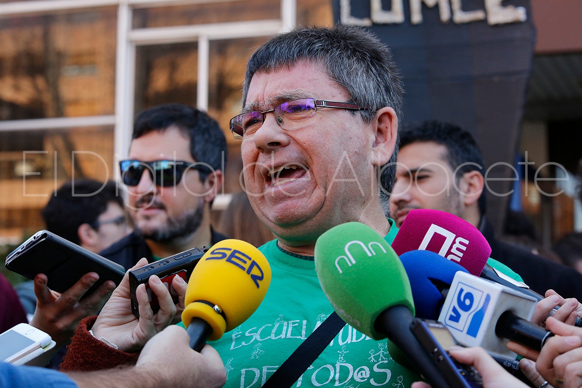 HUELGA_EDUCATIVA_9_MARZO_NOTICIA_ALBACETE 13
