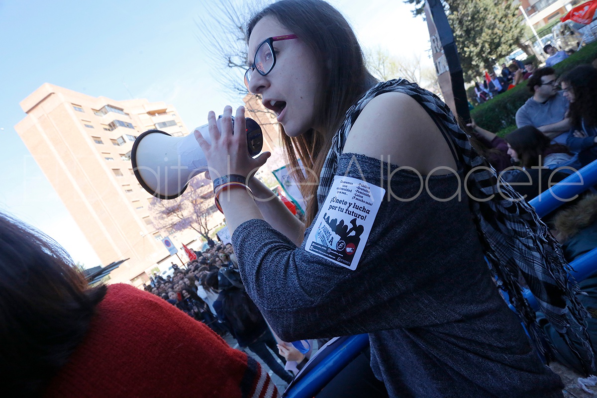 HUELGA_EDUCATIVA_9_MARZO_NOTICIA_ALBACETE 38