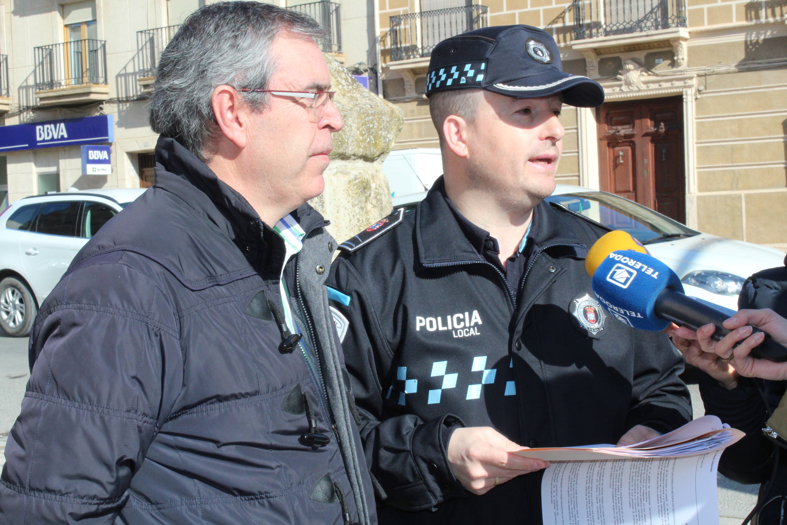 alcalde y jefe policía