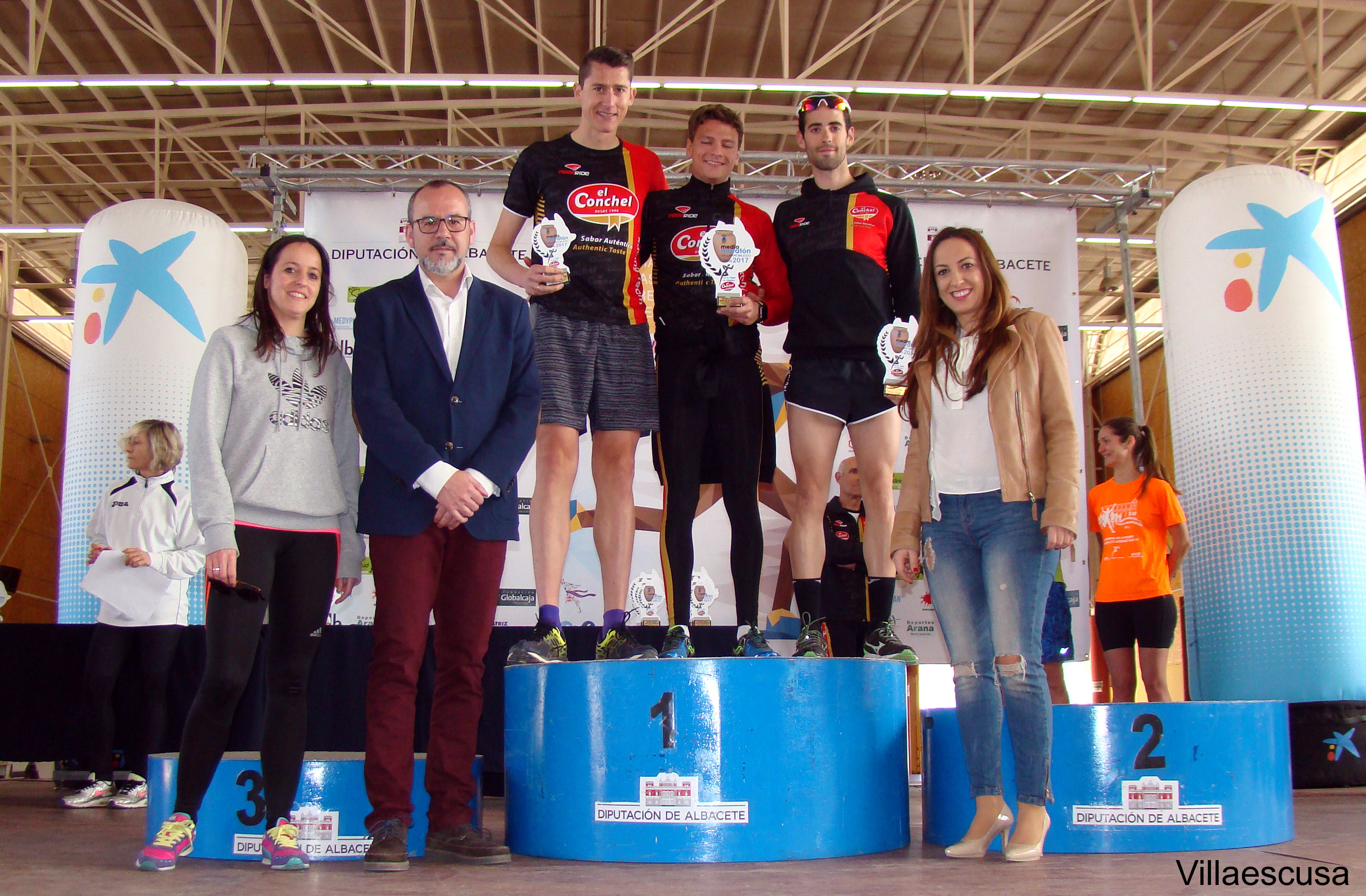 zz 03 PODIUM MASCULINO