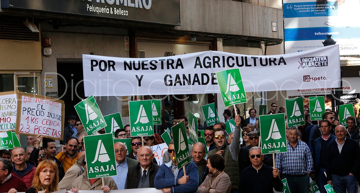 MANIFESTACION_ASAJA_TRACTORES_NOTICIA_ALBACETE 47