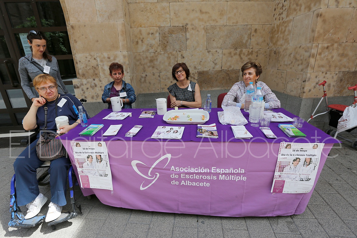 ASOCIACION_ESCLEROSIS_MULTIPLE_NOTICIA_ALBACETE 04