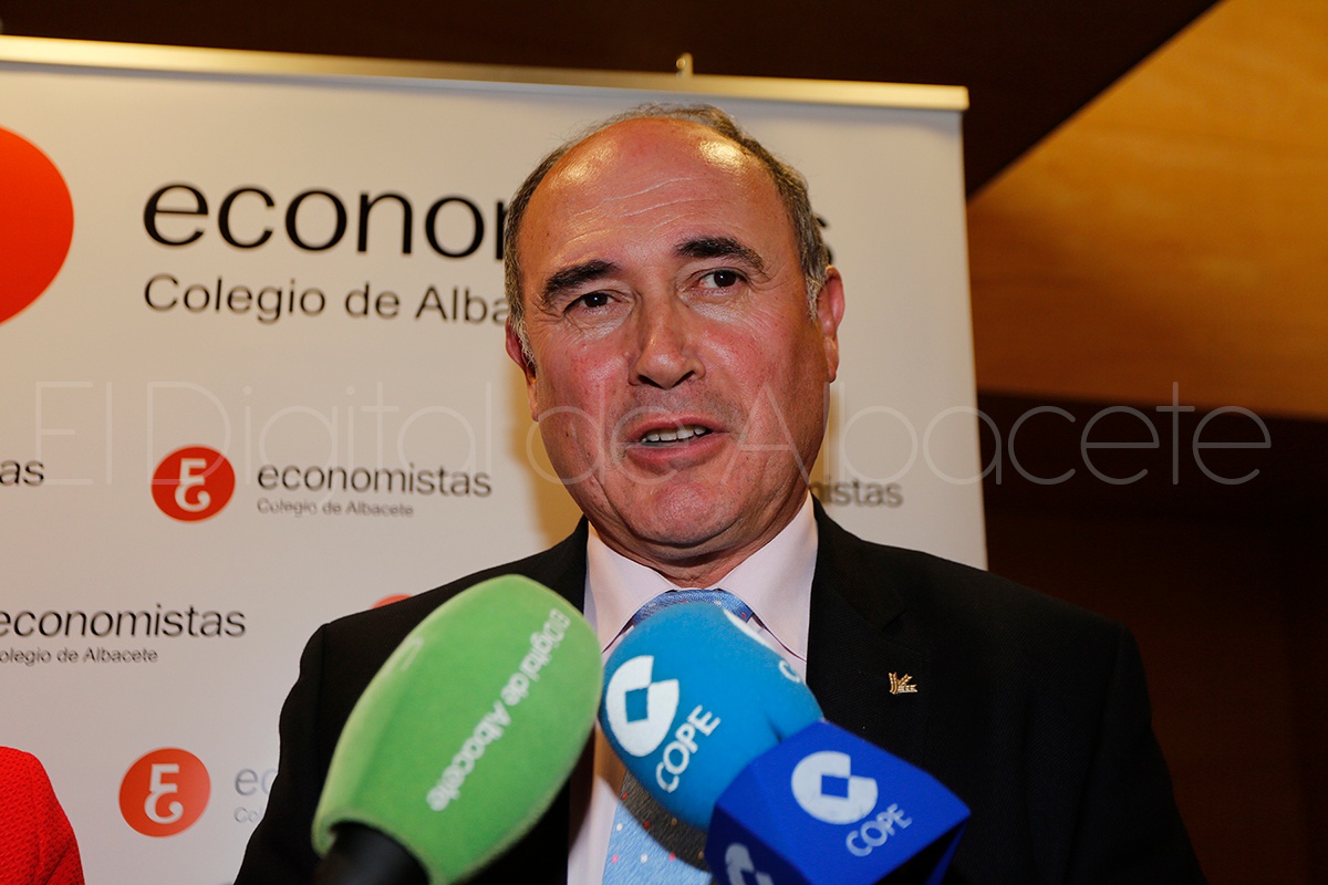 III_JORNADAS_ECONOMISTAS_NOTICIA_ALBACETE 18