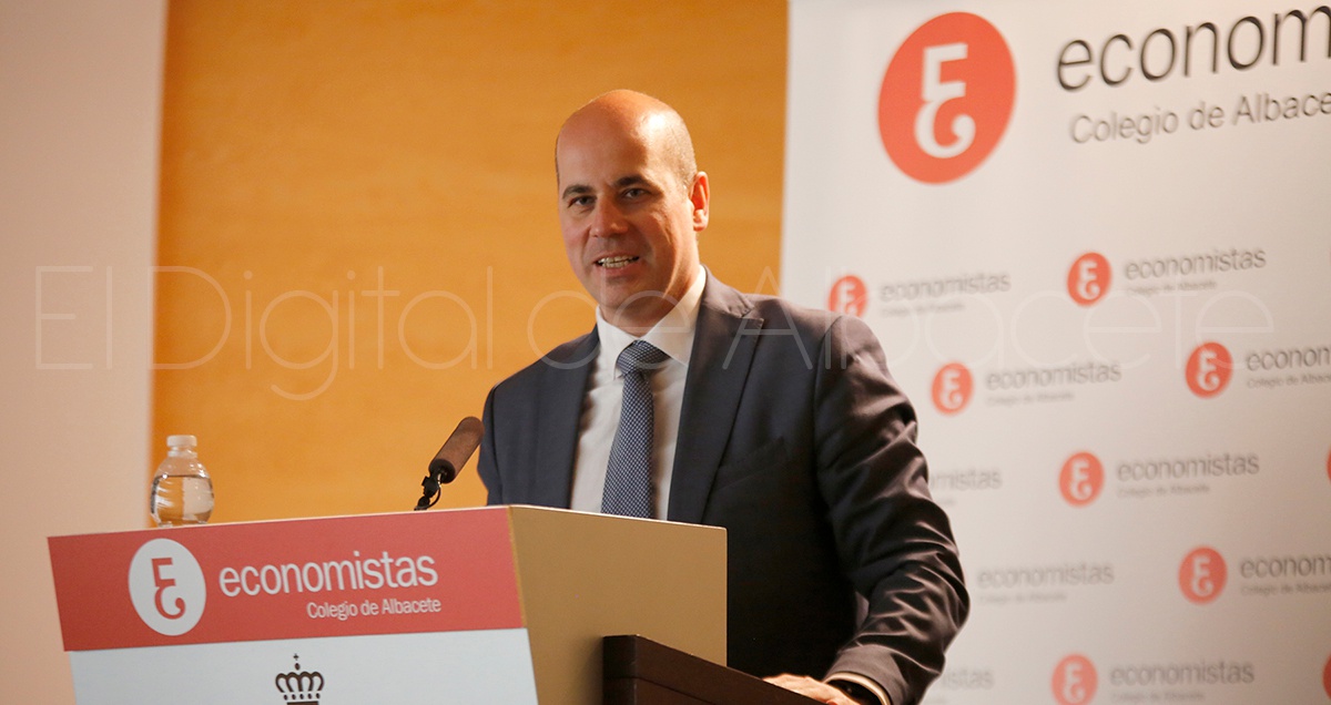 III_JORNADAS_ECONOMISTAS_NOTICIA_ALBACETE 32