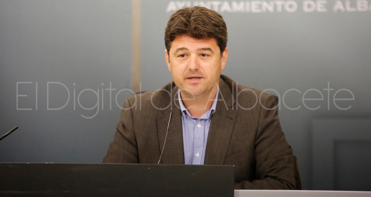 RUEDA_PRENSA_FRANCISCO_NAVARRO_NOTICIA_ALBACETE 05
