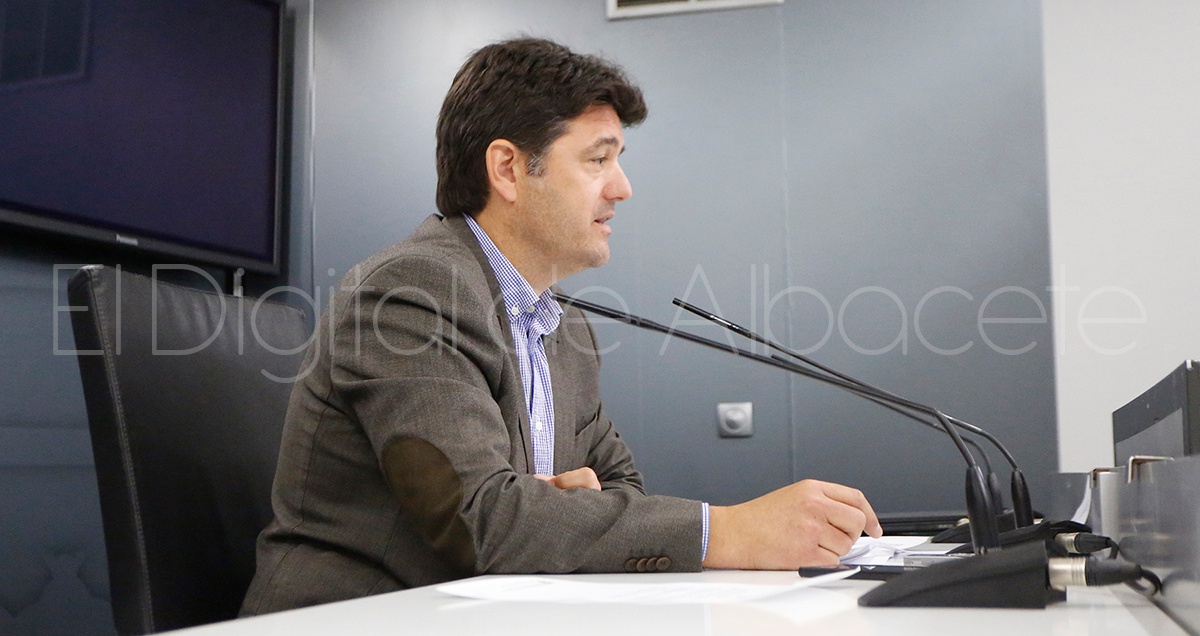 RUEDA_PRENSA_FRANCISCO_NAVARRO_NOTICIA_ALBACETE 07