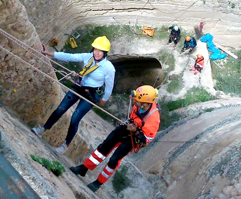 escalada rescate sescam foso montaña