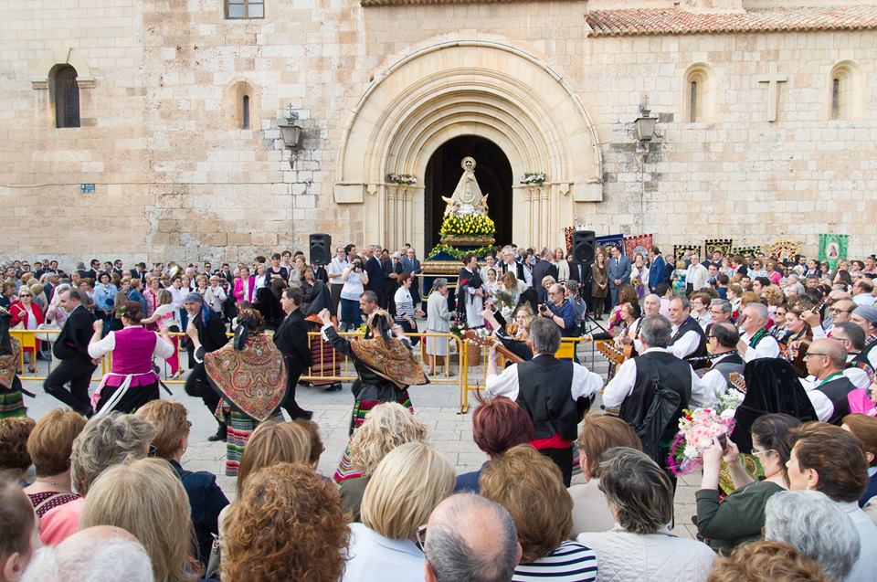 procesion virgen de los llanos 3