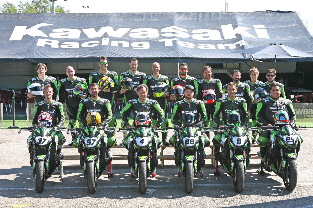 002 Pilotos EKZC FOTO FIM CEV