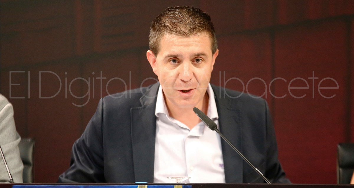 RUEDA_PRENSA_CORPUS_CHRISTI_ELCHE_DE_LA_SIERRA_NOTICIA_ALBACETE 06