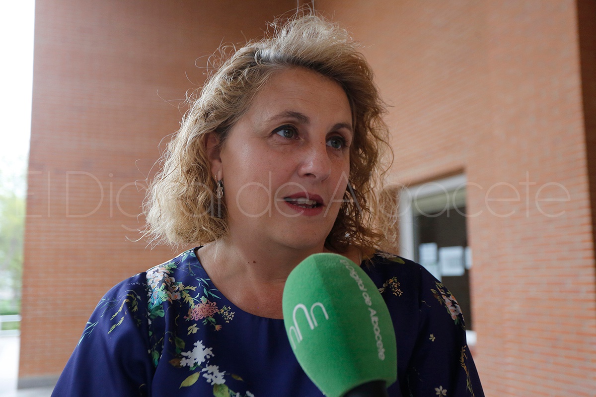 III_PROMOCION_GRADUADOS_FARMACIA_NOTICIA_ALBACETE 01