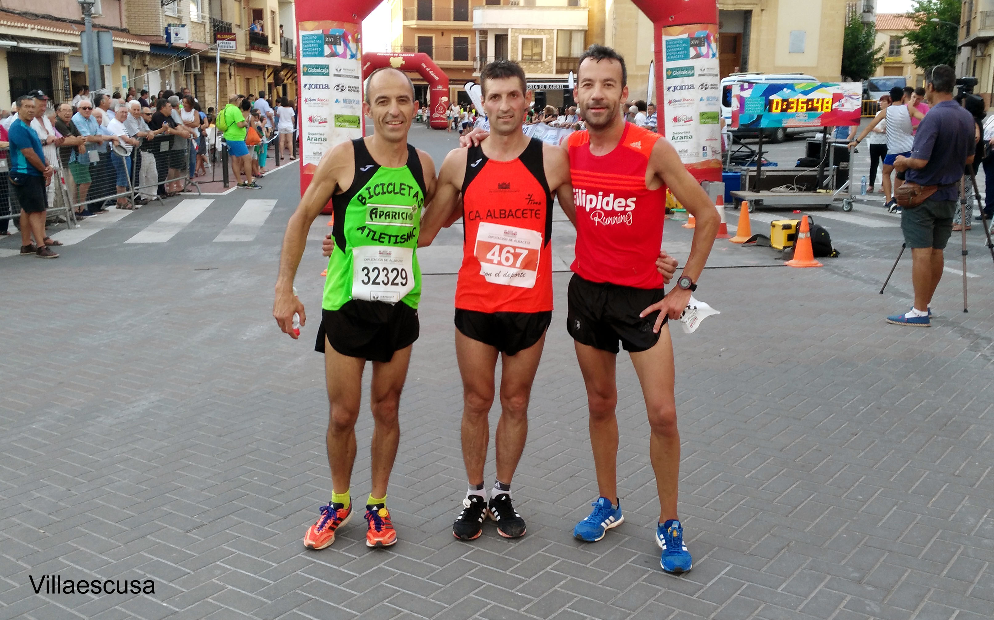 zz 03 PODIUM MASCULINO