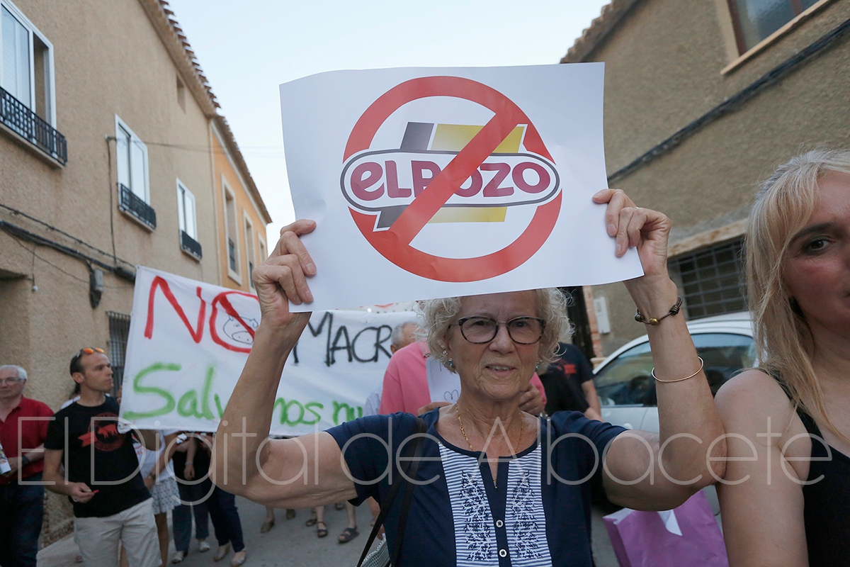 rechazo a la macrogranja en Albacete