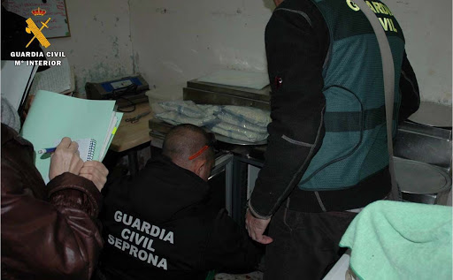 Detienen a pareja argentina por hacer y vender pizza casera ilegalmente — España Detienen a pareja argentina por hacer y vender pizza casera ilegalmente — España