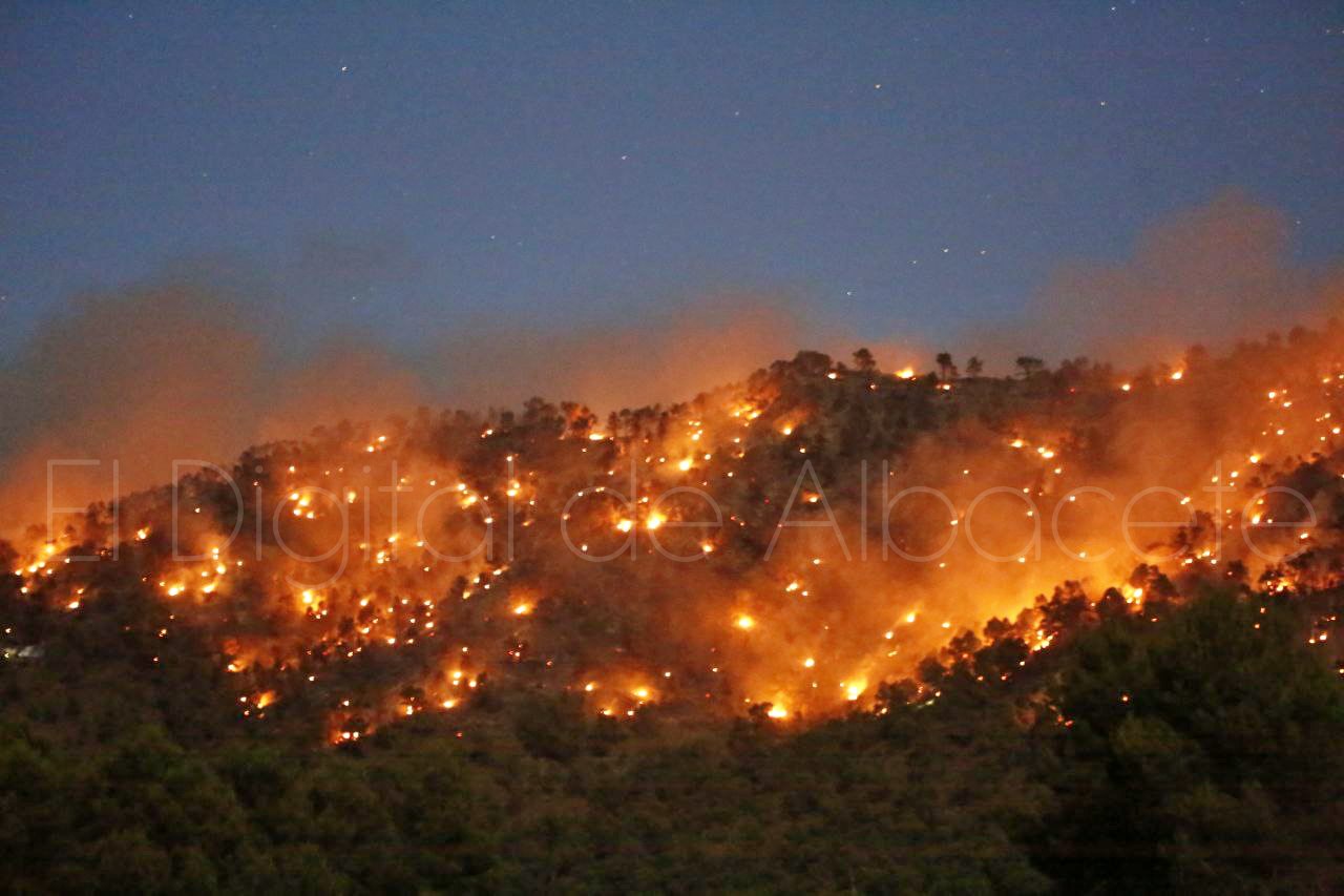 noticias incendio ayna albacete