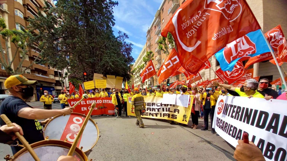 Los trabajadores de GEACAM, hartos con la Junta