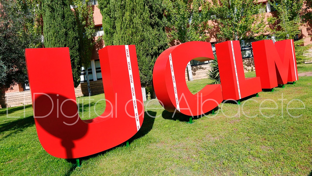 La uclm convoca 28 becas de excelencia para estudiantes de másteres oficiales en el curso 2021/2022