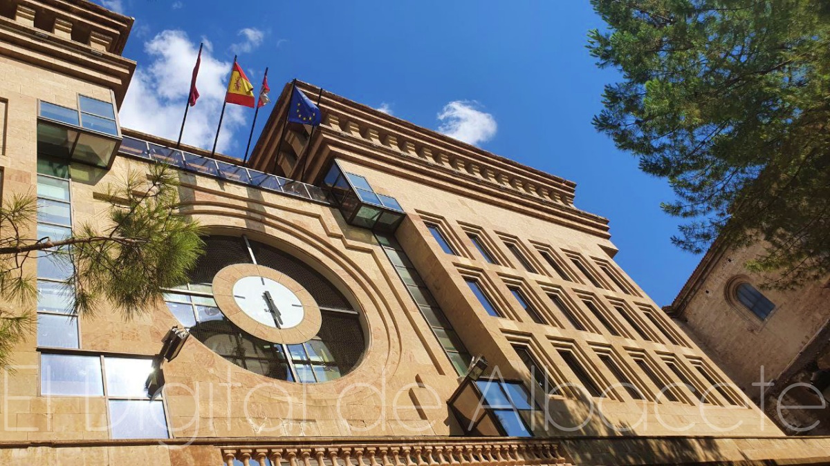 Fachada del Ayuntamiento de Albacete