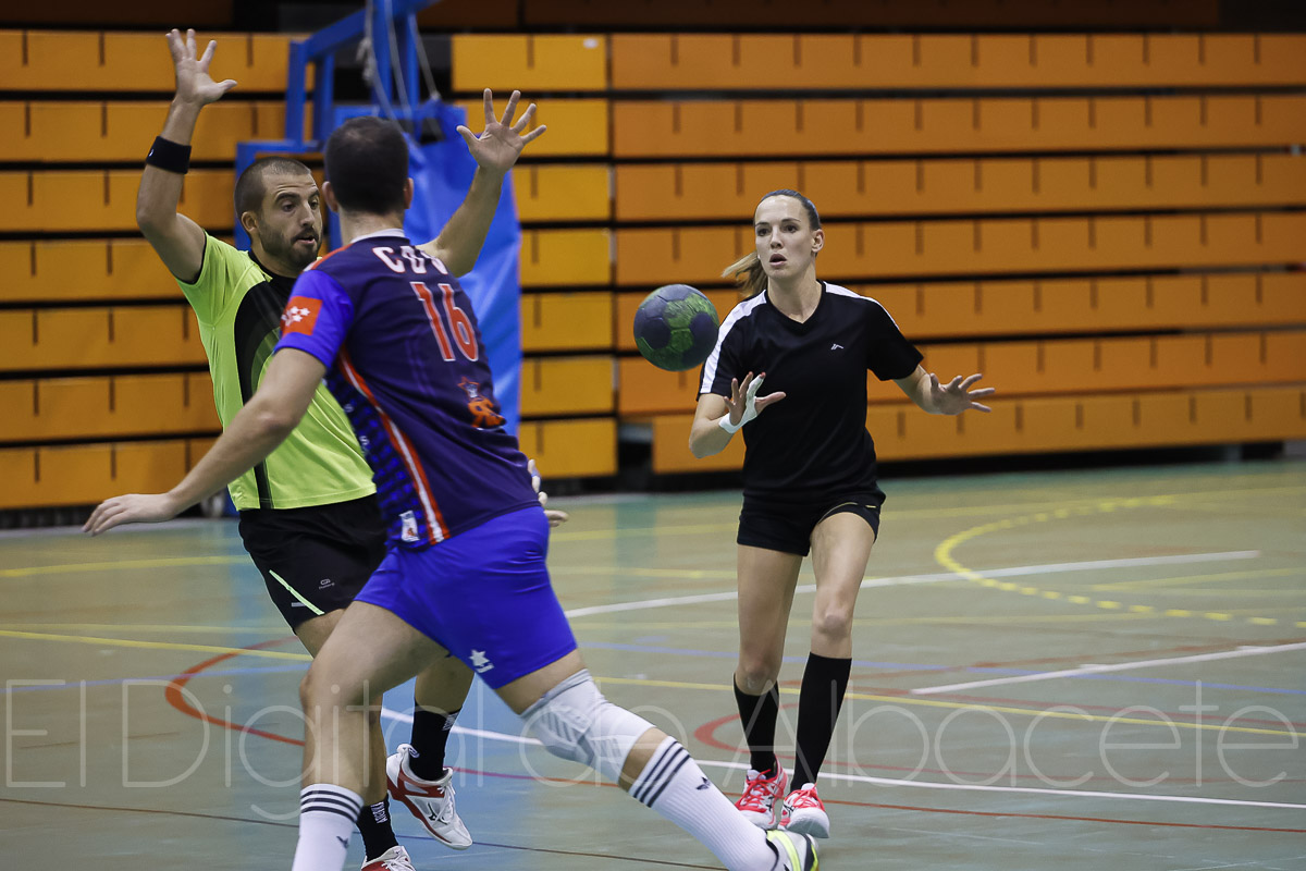 Una imagen de Mireia Rodríguez durante un entrenamiento / Foto de archivo