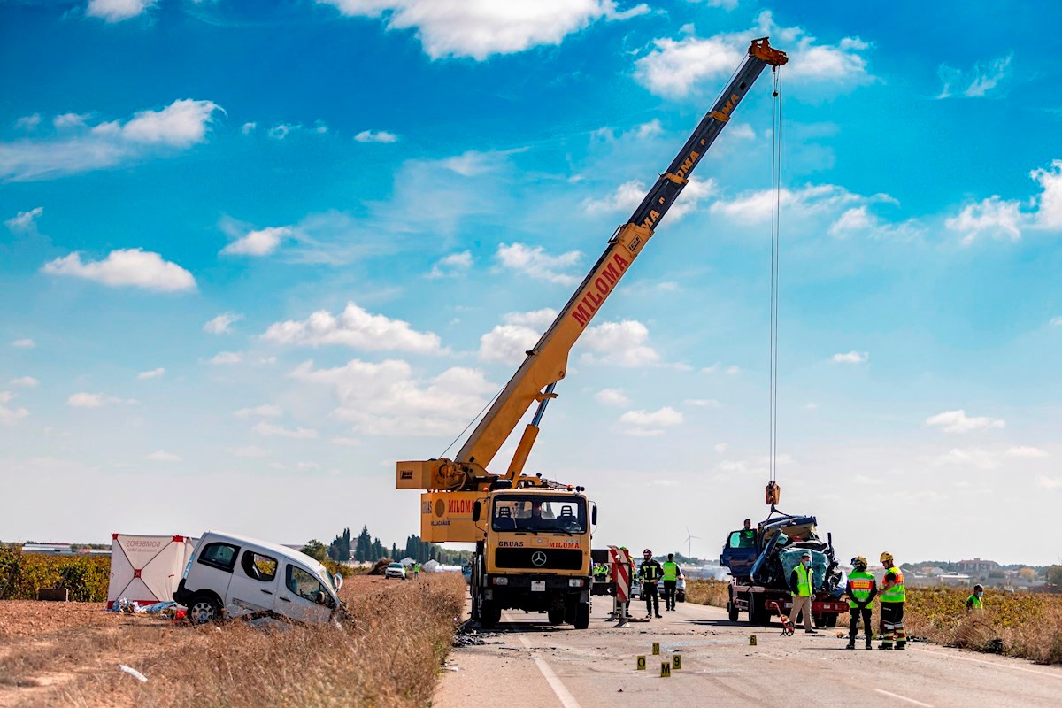 Tres fallecidos y cuatro heridos graves en una colisión en Castilla-La Mancha