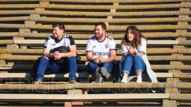 Aficionados del Albacete Balompié en la Línea de la Concepción