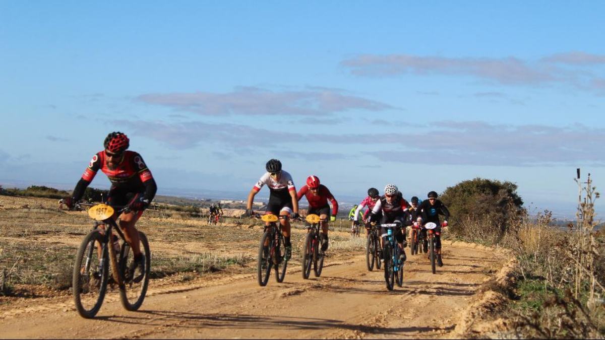 Ciclistas BTT Circuito de la Diputación provincial de Albacete