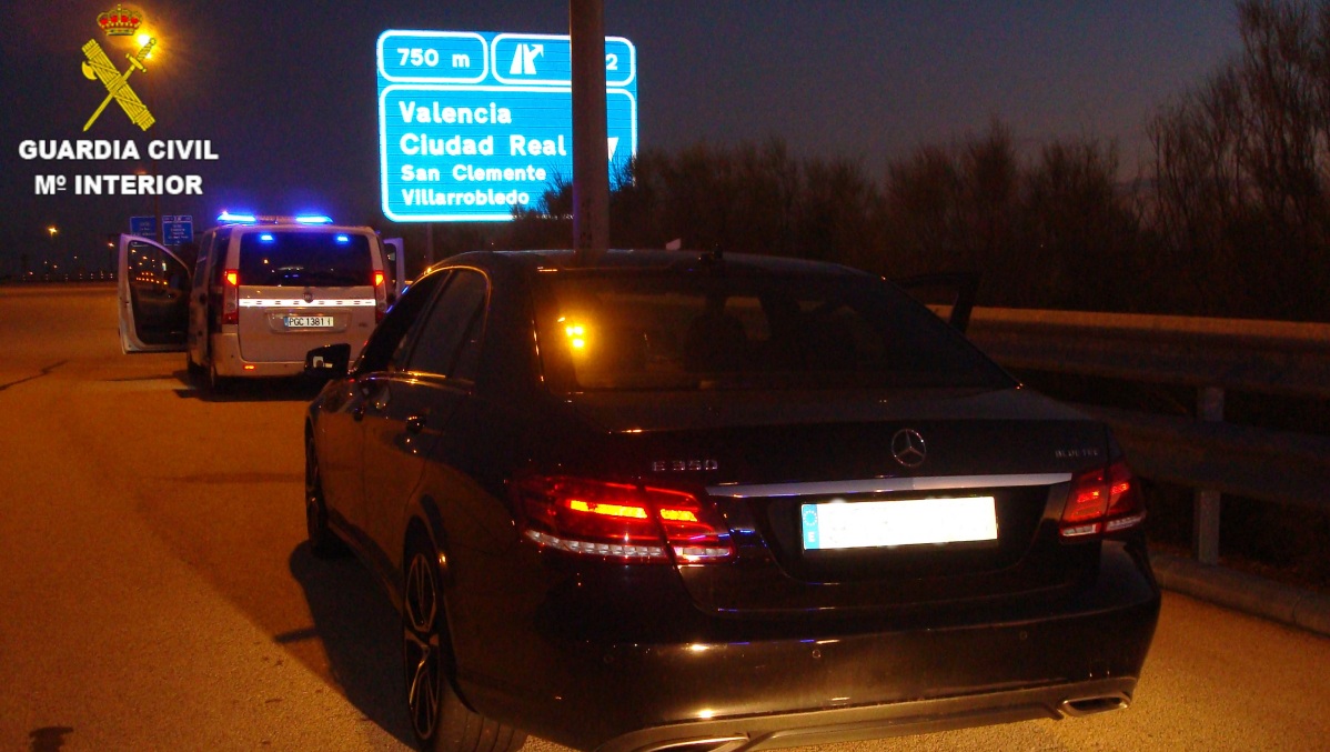 Iba a más de 220 km/h por la autopista que une La Roda y Ocaña