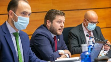 El consejero de Fomento, Nacho Hernando, comparece en la Comisión de Economía y Presupuestos