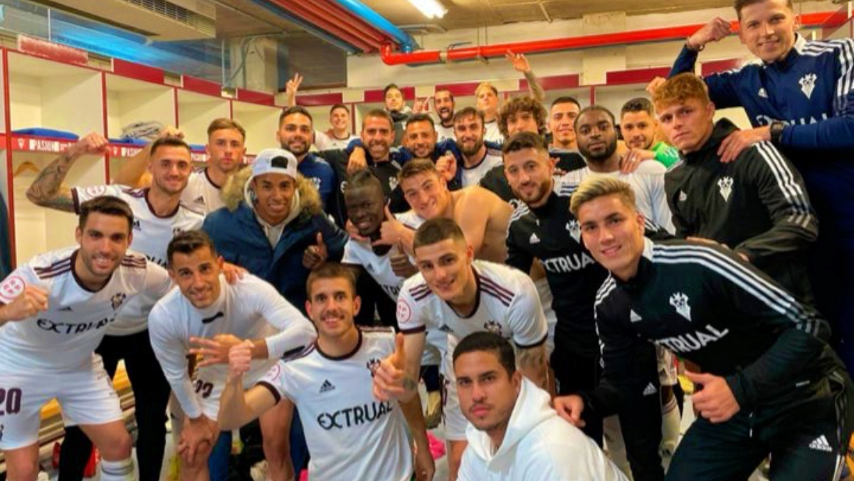 Alegría en el vestuario del Albacete Balompié