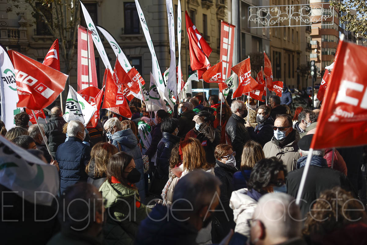 Jornada de huelga de los trabajadores de Unicaja-Liberbank en Albacete